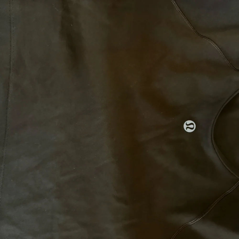 lululemon athletica Chocolate Long Sleeve Top - Picture 4 of 6